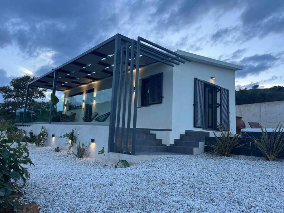 Ek Ornelakis, Luxury Country House With Jacuzzi Hanya Dış mekan fotoğraf